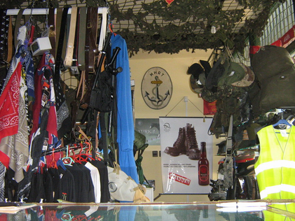 Military Shop Vác - belülről